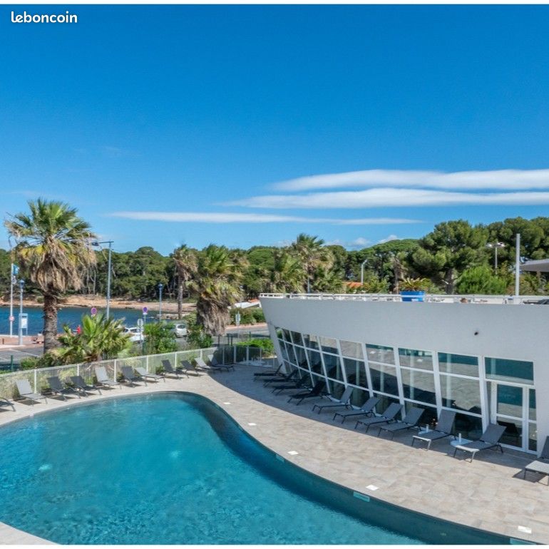 Appartement 3 pièces 50 m² · à Saint-Mandrier-sur-Mer · 50 m² · 306 946 €
