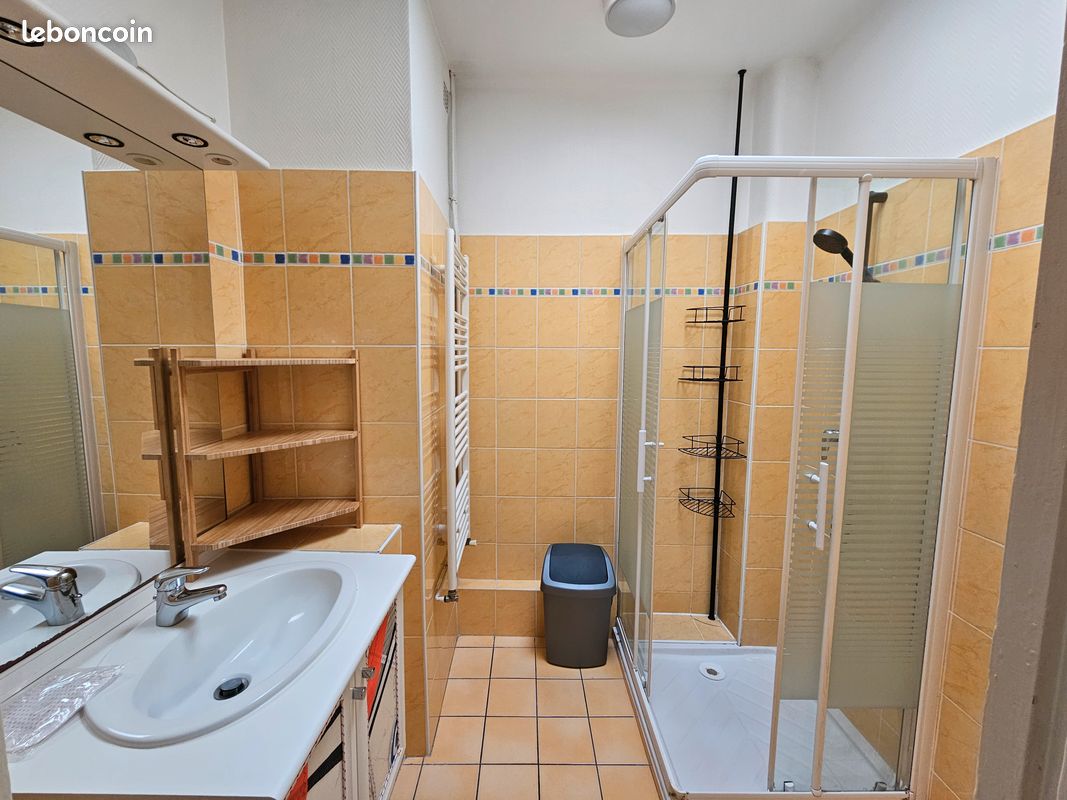 Coat ar gueven - Appartement meublé, dernier étage, 78m², 2 chambres, balcons (image 8)