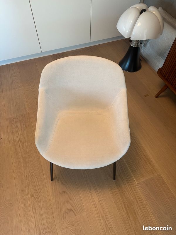 1 table salle à manger et 4 chaises BoConcept (image 8)