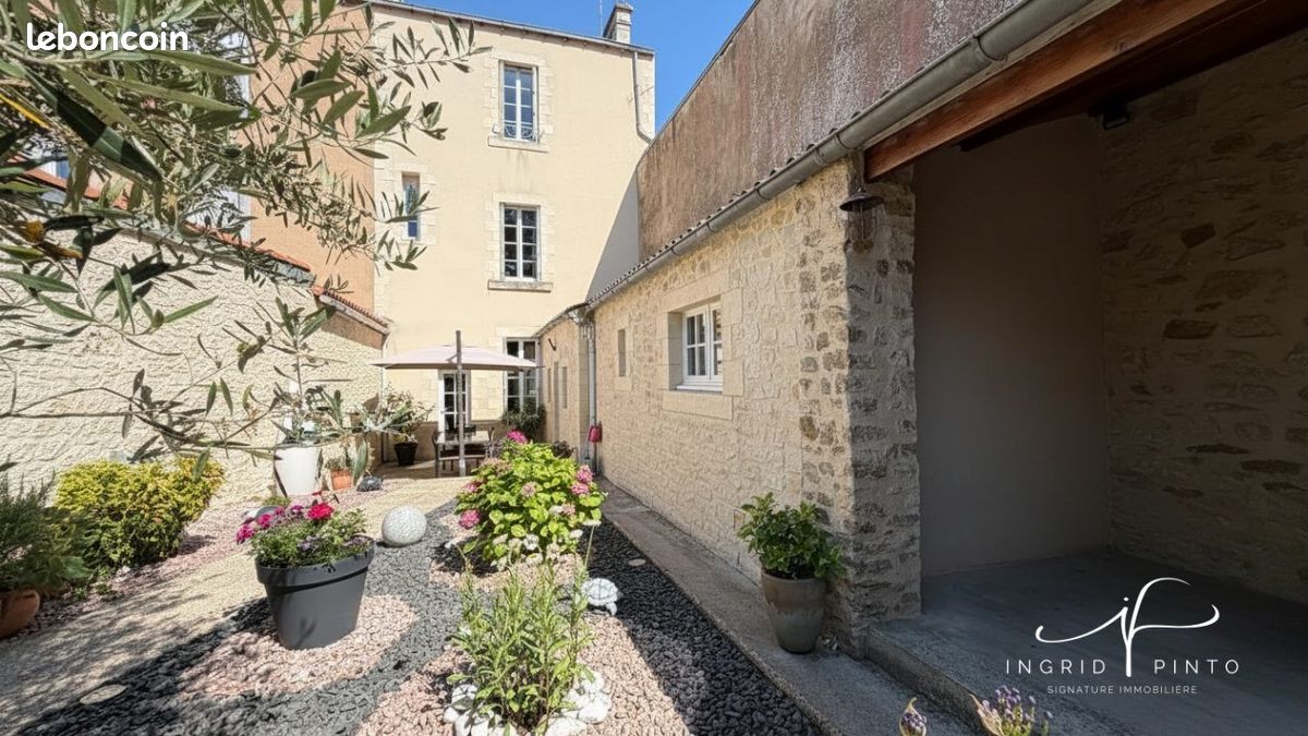 Maison 6 pièces 155 m² · à Parthenay · 155 m² · 194 250 €
