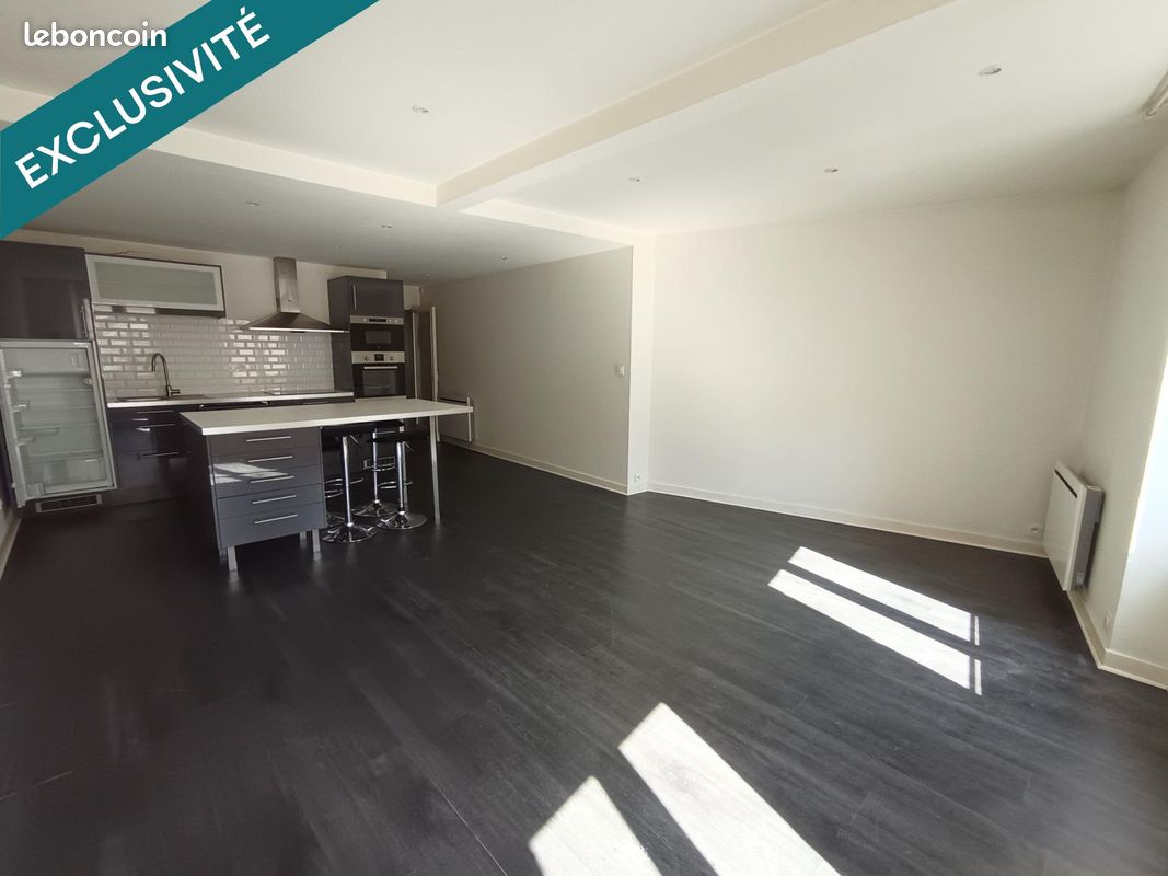 Appartement 3 pièces 74 m² · à Mazamet · 74 m² · 79 000 €