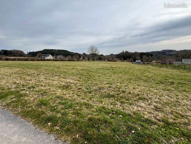 Terrain 1 566 m² Saint Exupery Les Roches