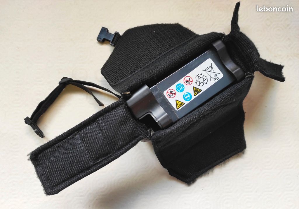 Phare Avant Cat Eye HL-NW100RC - 500 Lumens, Fonction Clignotante, Vélo - Neuf