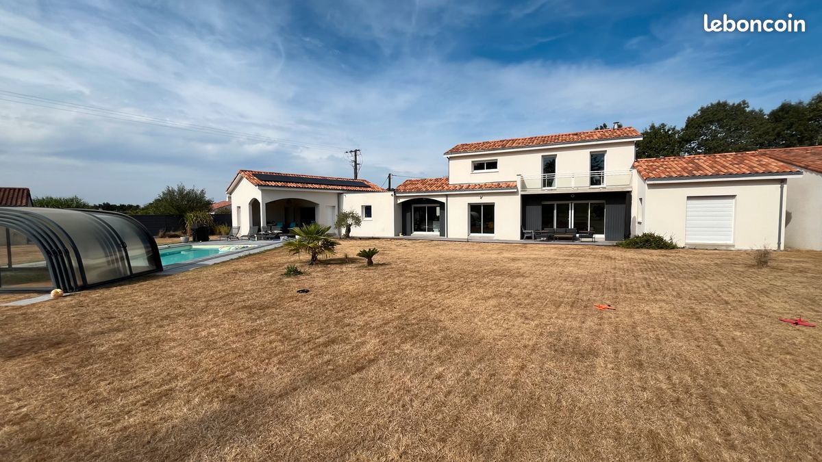 Maison 6 pièces 153 m² · à La Chevrolière · 153 m² · 475 000 €