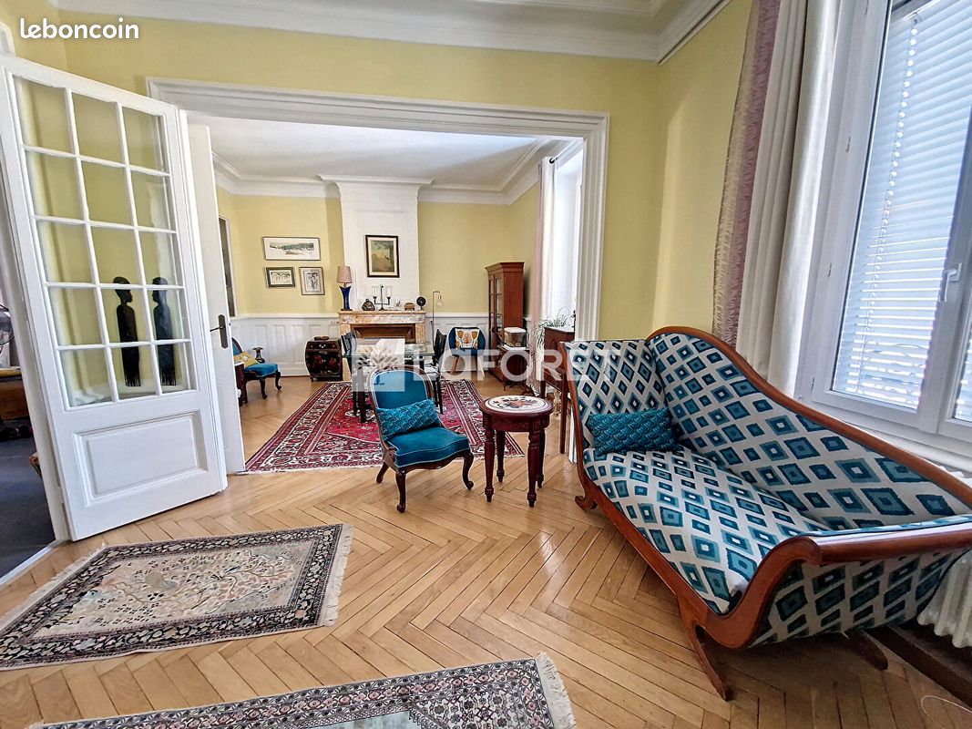 Appartement 4 pièces 100 m² · à Oullins-Pierre-Bénite · 100 m² · 396 000 €
