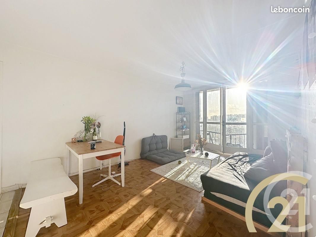 Appartement 4 pièces 76 m² · à Villejuif · 76 m² · 339 000 €