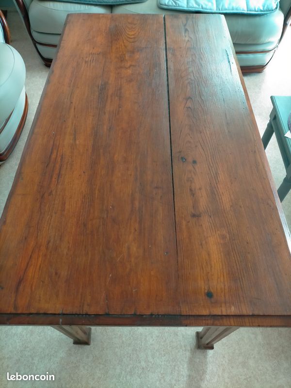 Petite table en chêne (image 1)