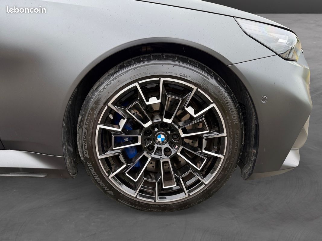 BMW M5 Touring M5 xDrive 4.4 V8 727 cv Plug in Hybrid Steptronic8 (image 21)