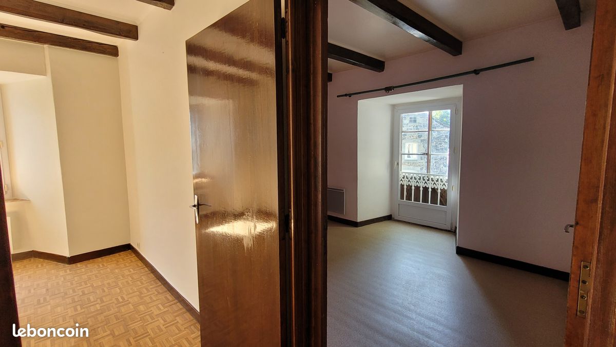 Appartement 3 pièces 68 m² · à Fay-sur-Lignon · 68 m² · 460 €/mois