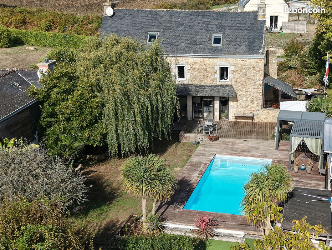 Maison 8 pièces 214 m² · à Inzinzac-Lochrist · 214 m² · 590 800 €