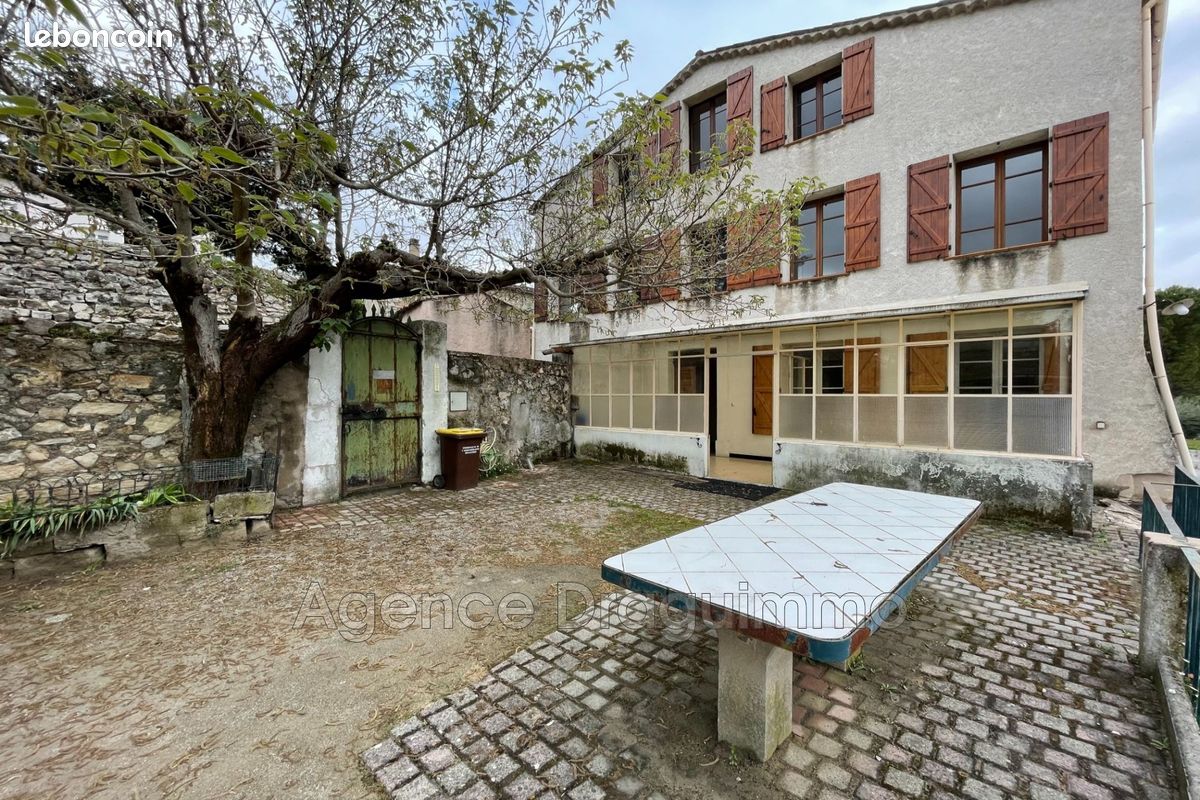 Maison 7 pièces 126 m² · à Draguignan · 126 m² · 202 650 €