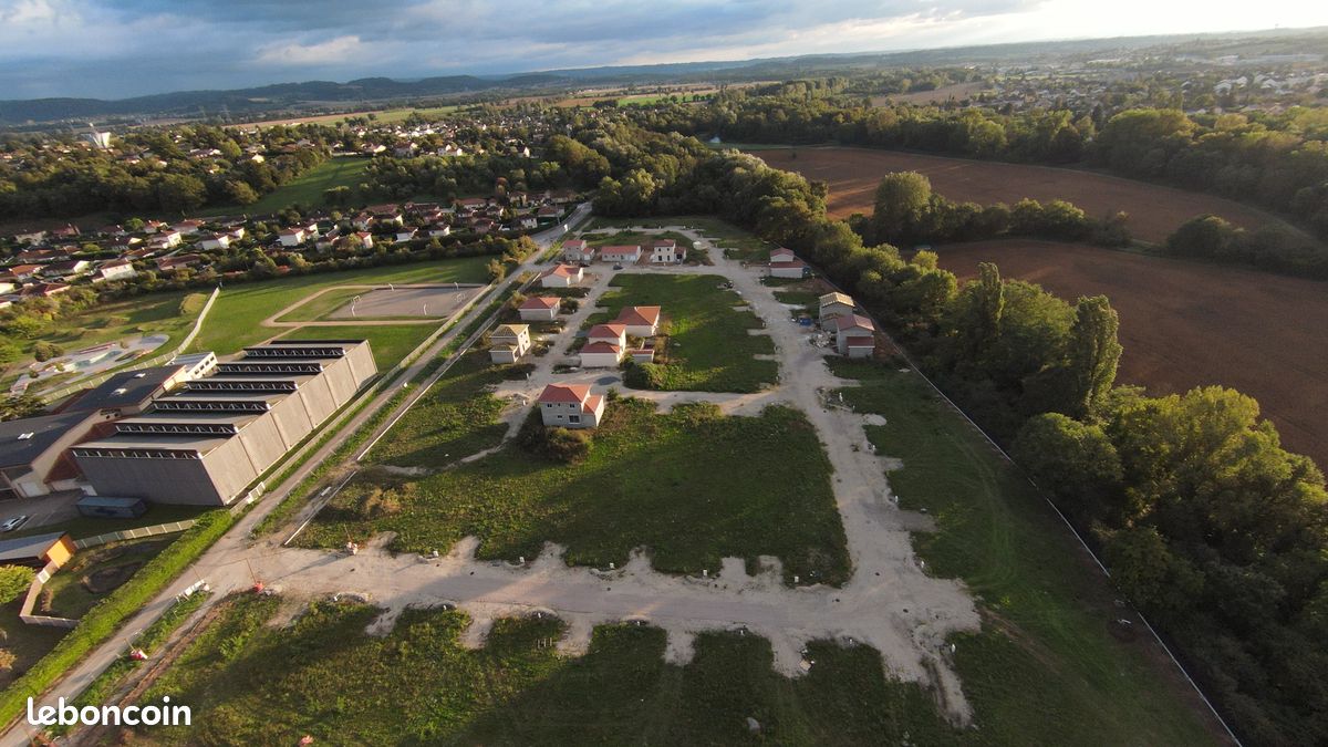 Terrains libre constructeur · à Tignieu-Jameyzieu · 139 000 €