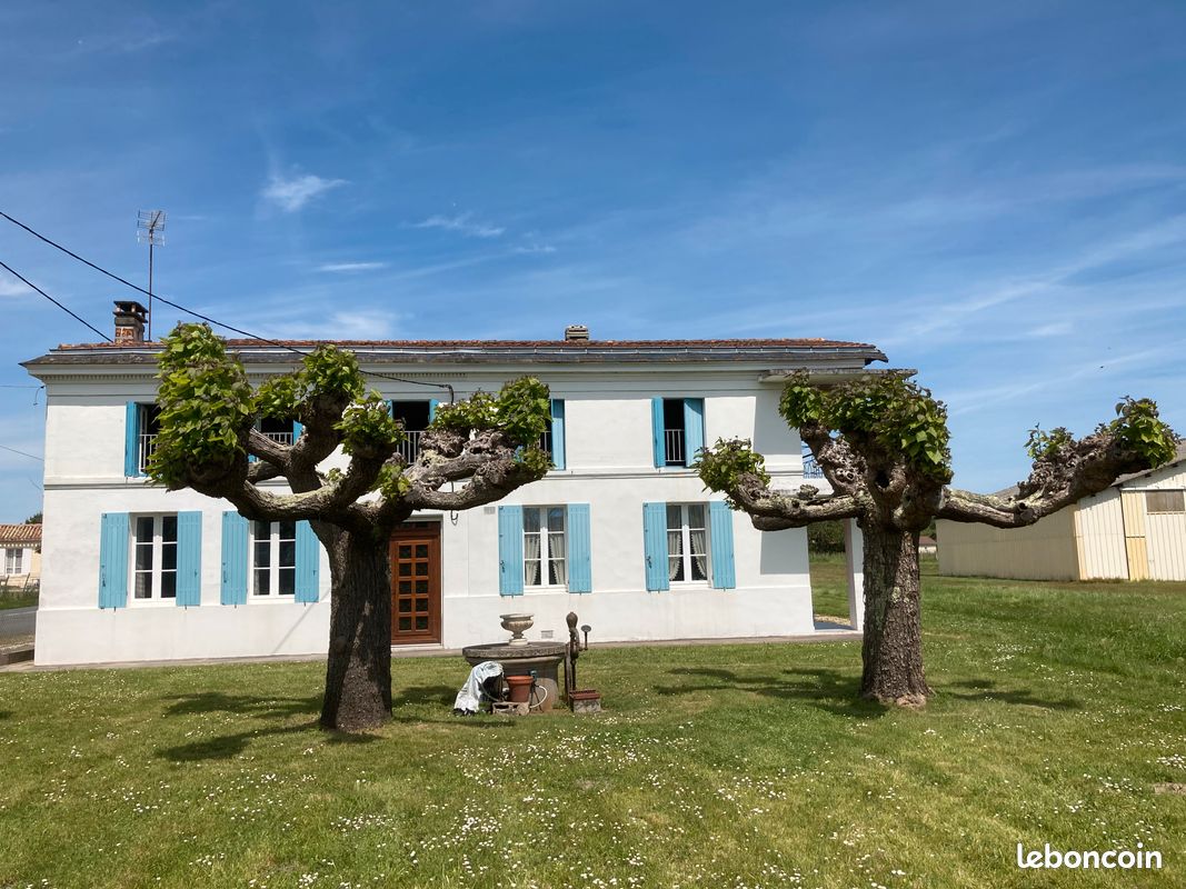 Maison 27 pièces 164 m² · à Saint-Savin · 163,8 m² · 200 000 €