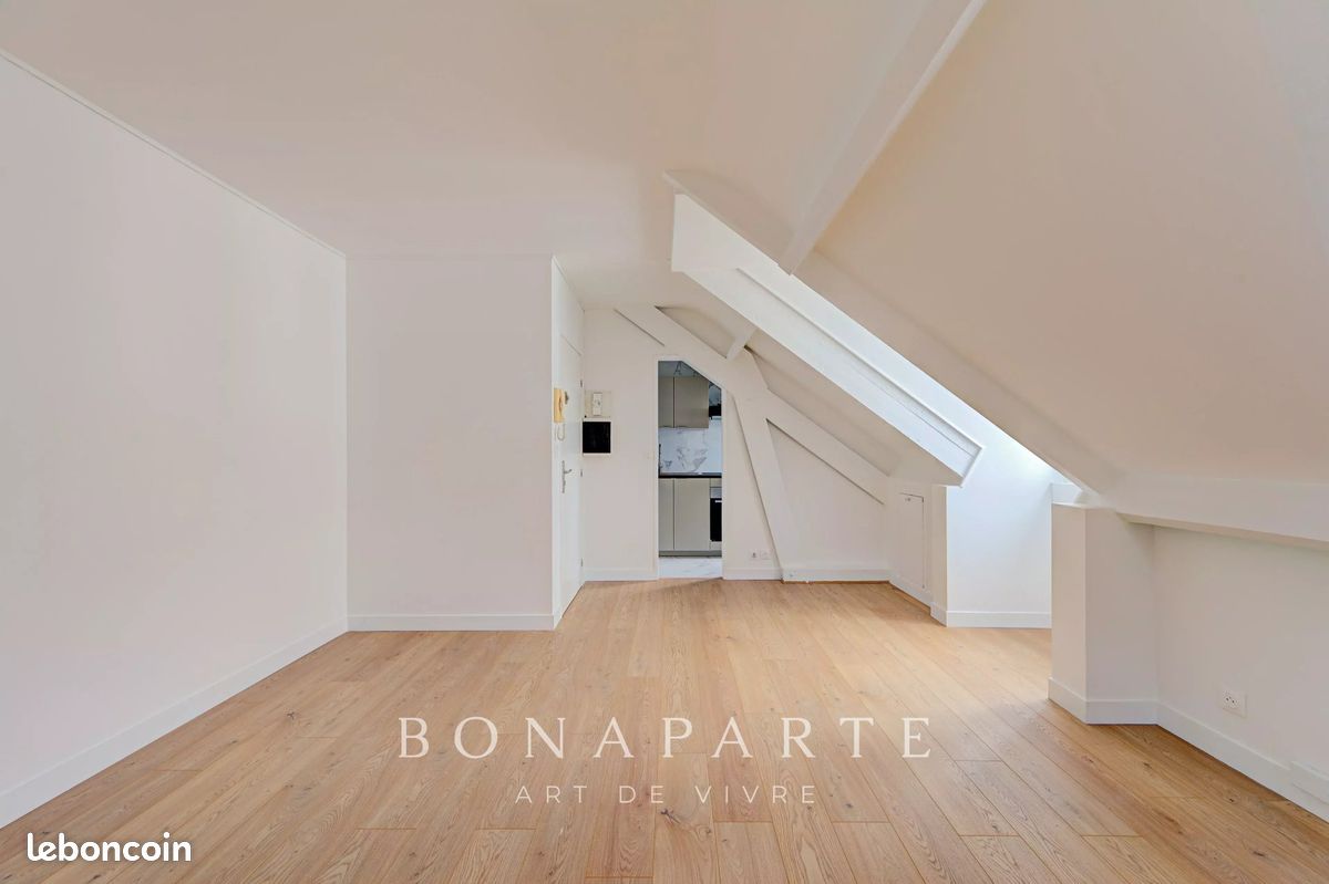 Appartement 1 pièce 28 m² · à Versailles · 28 m² · 270 000 €