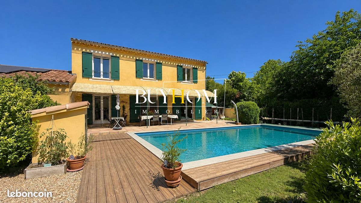 Maison 5 pièces 130 m² · à L'Isle-sur-la-Sorgue · 130 m² · 640 000 €
