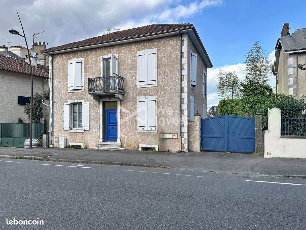 Local commercial 130 m² · à Pau · 130 m² · 371 000 €