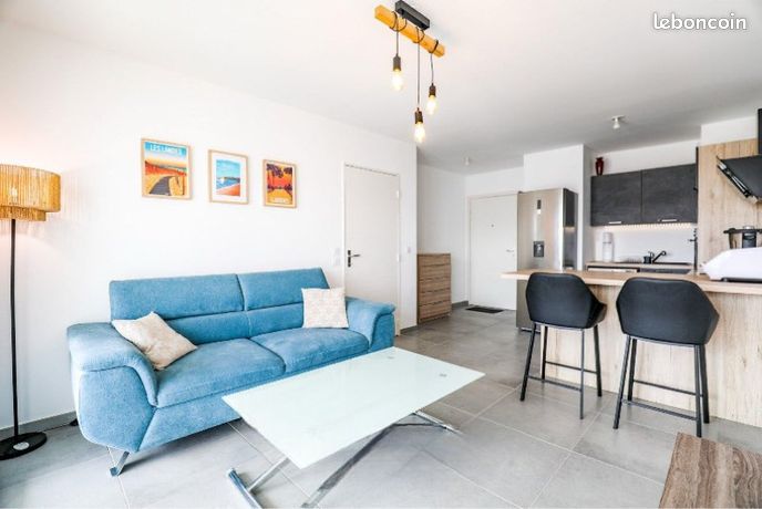 À LOUER - Appartement T2 meublé avec terrasse, local de rangement et parking souterrain