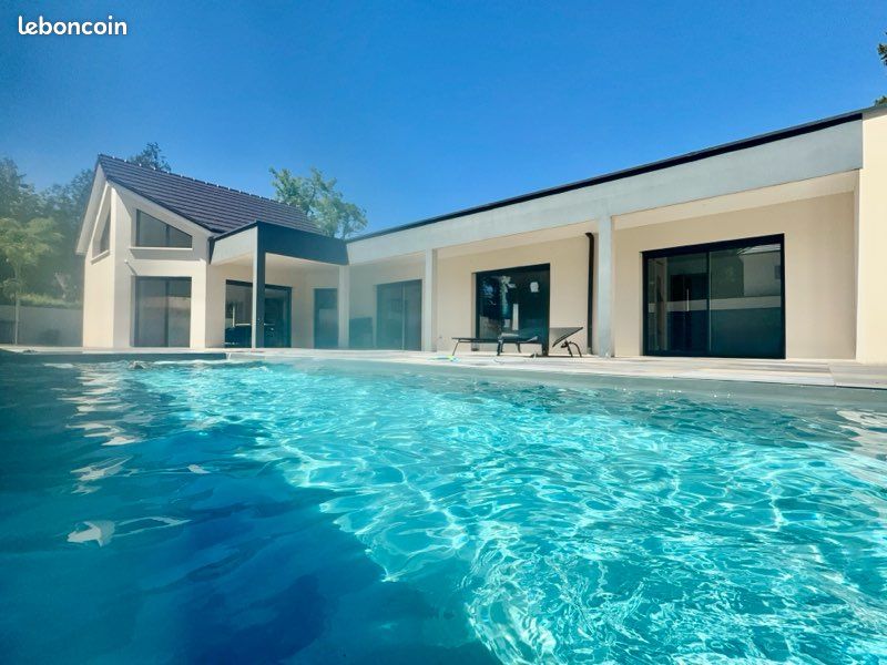 Maison 8 pièces 200 m² · à Dijon · 200 m² · 800 000 €