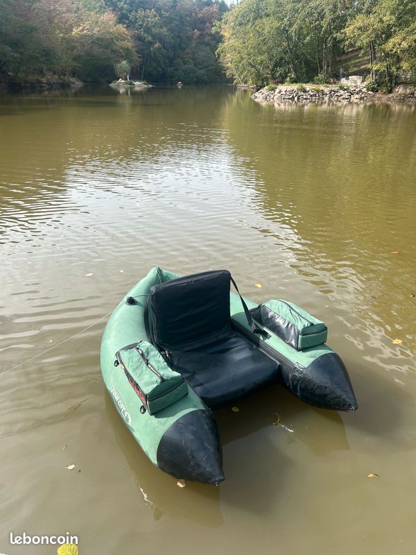 Float tube OUTCAST FISH CAT 4 DELUXE COMPLET – Pompe+Palmes– Pêche lac/étang/rivière (image 2)
