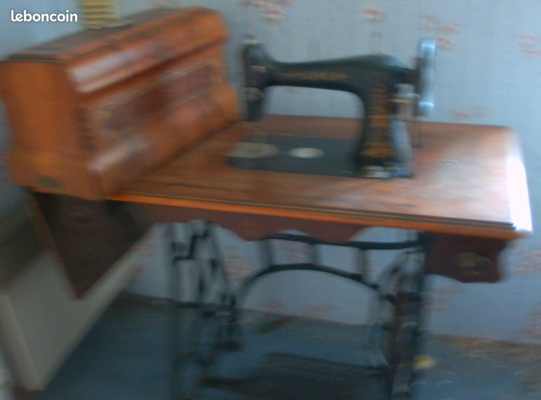 Machine a coudre ancienne (image 2)