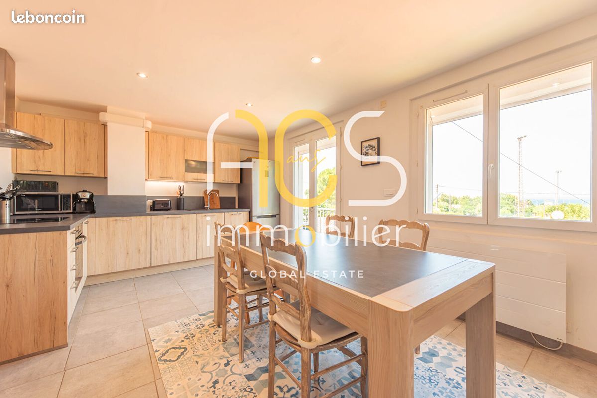Appartement 4 pièces 76 m² · à Châteauneuf-les-Martigues · 76 m² · 210 000 €