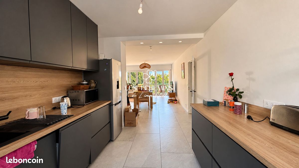 Appartement 3 pièces 77 m² · à Aix-en-Provence · 77 m² · 1 490 €/mois
