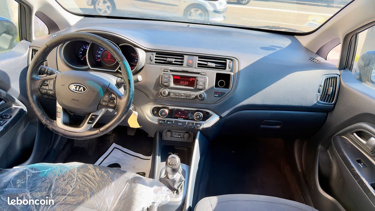 PAYEZ EN 3, 4 OU 10 FOIS * KIA RIO III 1.4 CRDI 90ch ACTIVE 5 PORTES * GARANTIE 6 MOIS (image 10)