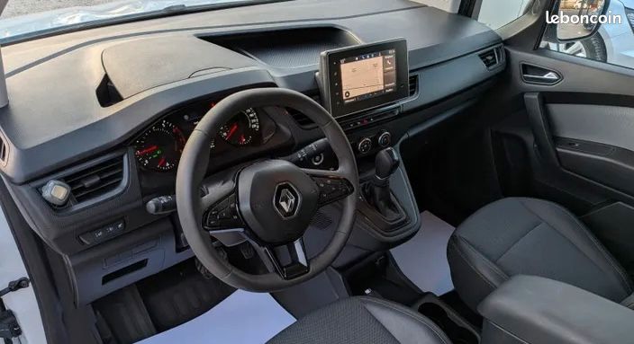 Renault Kangoo VAN EXTRA 1.3TCE EDC 130CV BOITE AUTOMATIQUE 15.000 HT - CARPLAY/CAMERA/HABILLAGE ... (image 4)