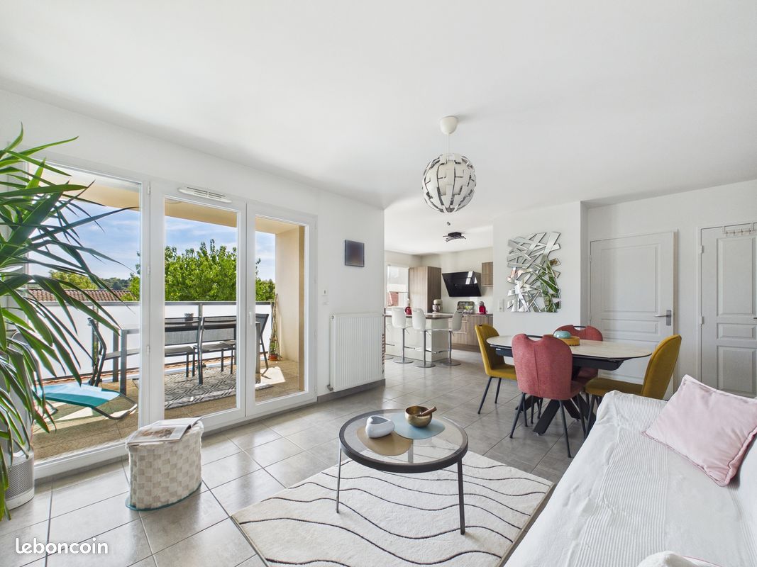 Appartement 3 pièces 72 m² · à Saint-Symphorien-d'Ozon · 72,3 m² · 285 000 €