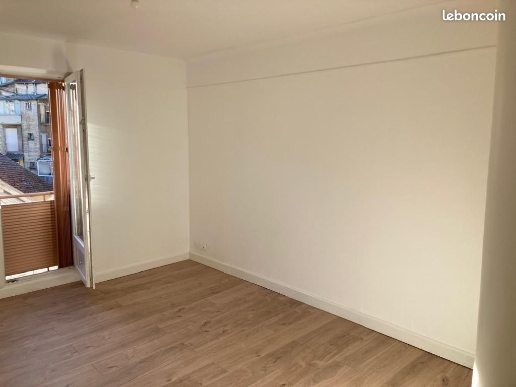 Appartement 3 pièces 55 m² · à Châlons-en-Champagne · 55 m² · 445 €
