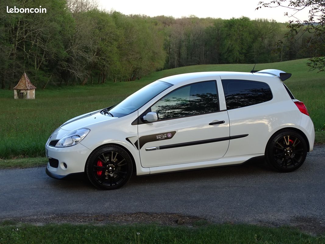 Renault Clio 3 2.0 RS 200cv WSR - Rare sur le marché - Parfait état (image 5)