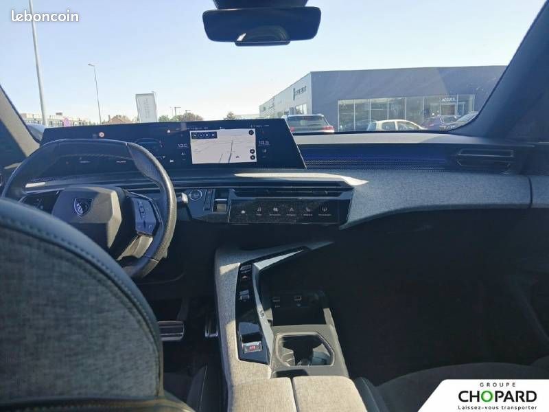 Peugeot 3008 Hybrid 136 e-DCS6 GT (image 12)