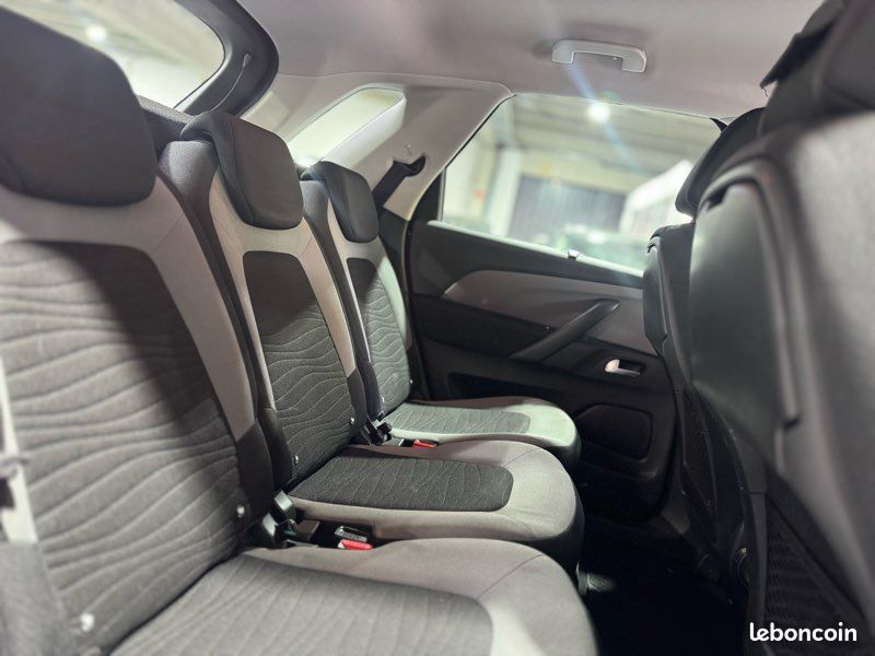 Citroën C4 Picasso 1.2 ess 130ch ACCESS - 112 000 Kms Certifié - CAMÉRA - GPS - CLIM -GARANTI 🟢 (image 5)