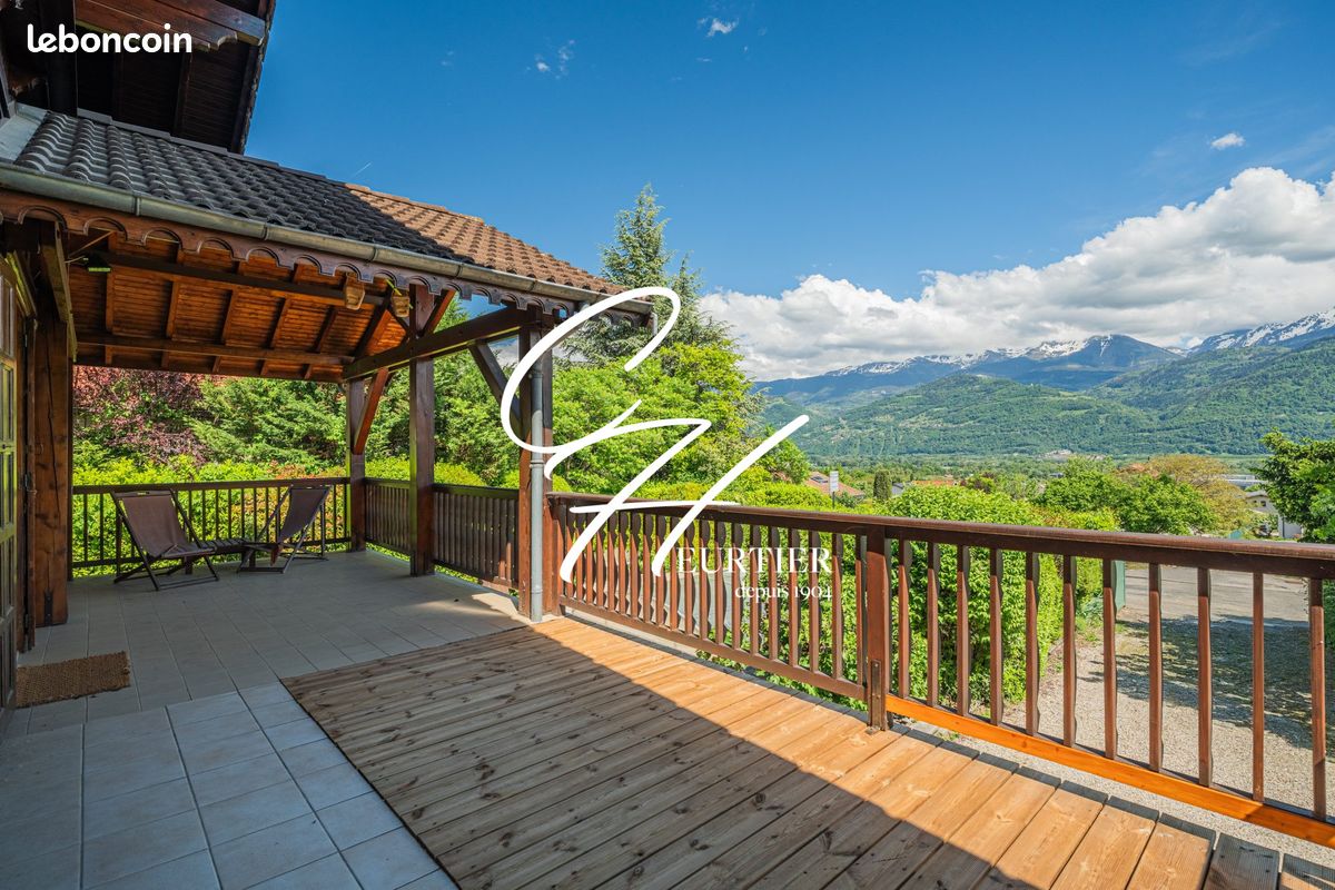 Maison 7 pièces 179 m² · à Bernin · 179 m² · 520 000 €
