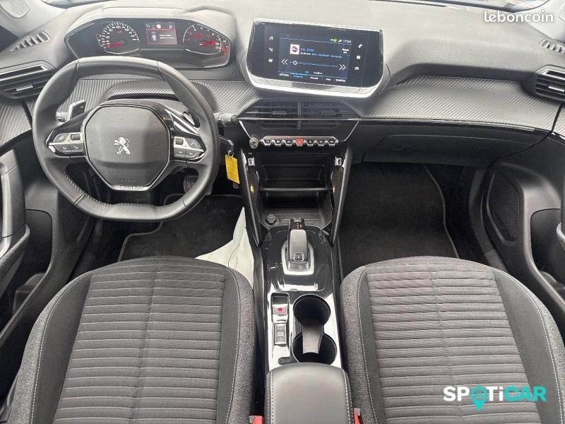 Peugeot 2008 1.2 PureTech 130ch S&S Style EAT8 (image 8)