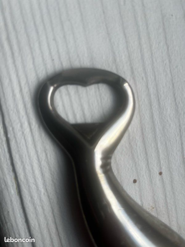 Décapsuleur otarie en métal années 60 (image 3)