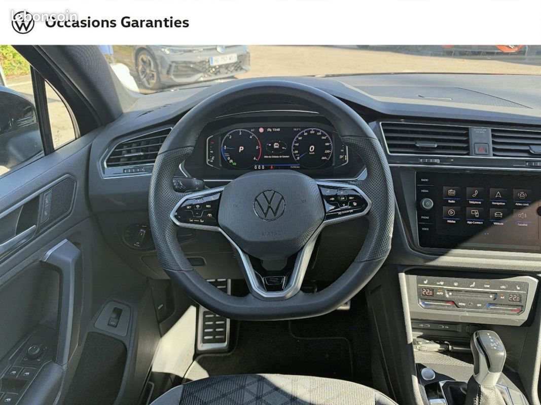 Volkswagen Tiguan 2.0 TDI 150ch R-Line DSG7 (image 10)