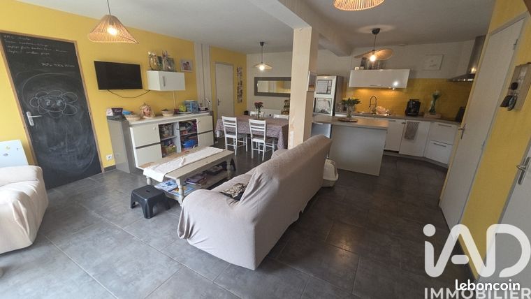 Maison 11 pièces 211 m²