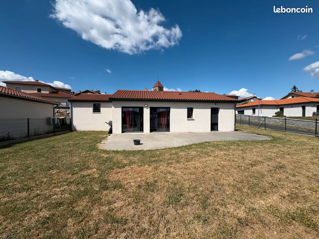 Maison 3 pièces 72 m² · à La Tourette · 72 m² · 250 000 €