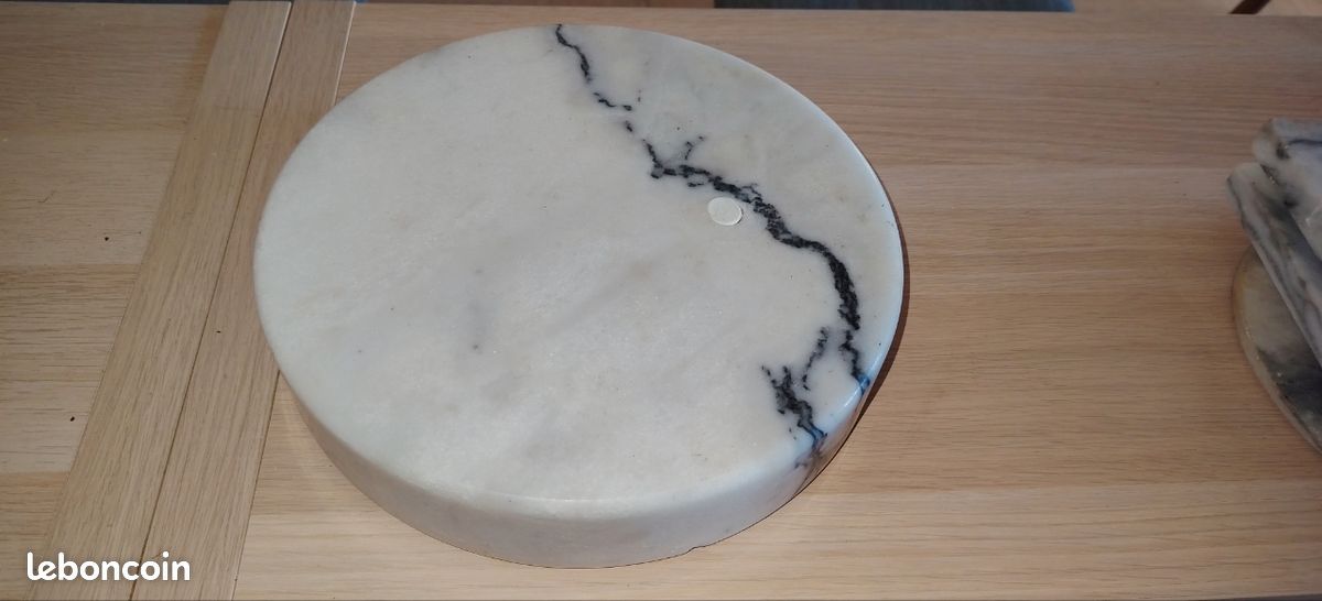 Dessous de plat en marbre (image 1)