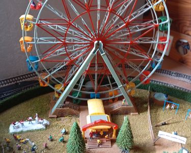 Grande Roue Ancienne En Tôle Lithographiée - Fête Foraine, Décoration Vintage Noël