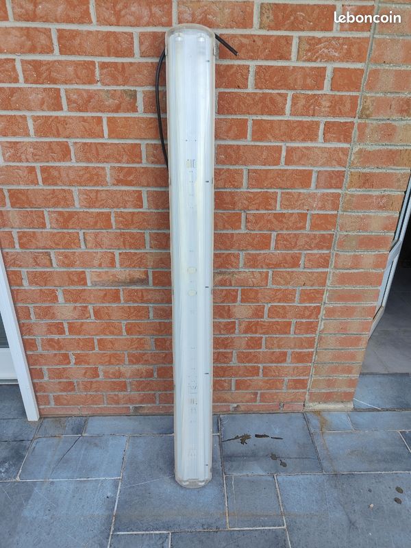 Éclairage de garage (image 1)