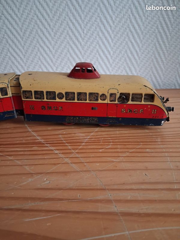 Locomotive (image 2)