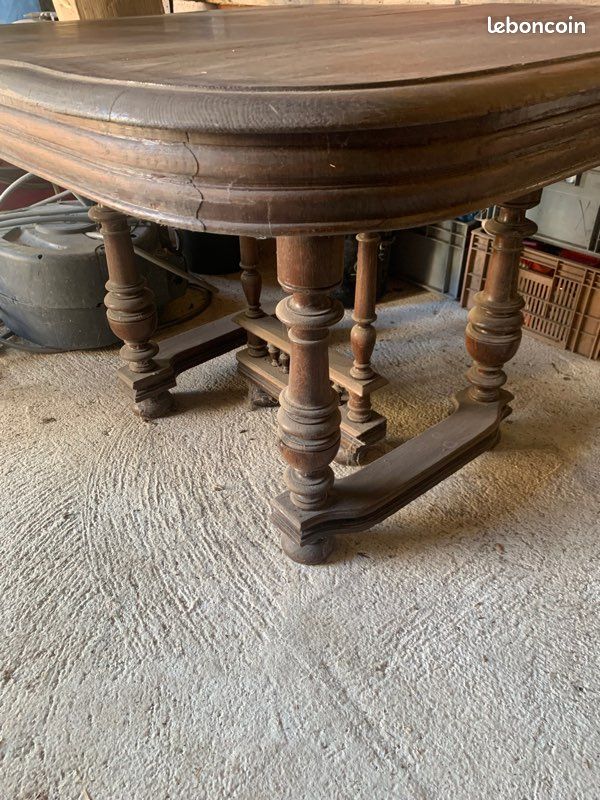 Table style Henri II (image 1)
