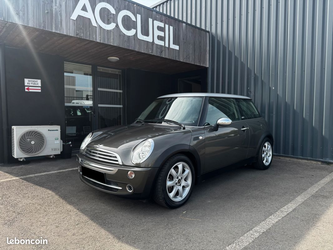 MINI R56 1.6i - 116 Cooper Park LANE Automatique (image 1)