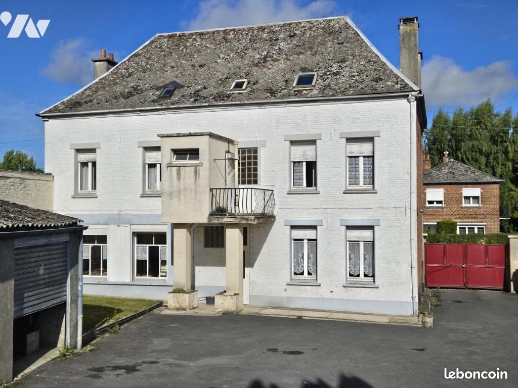 Maison 10 pièces 175 m² · à Le Cateau-Cambrésis · 175 m² · 164 000 €