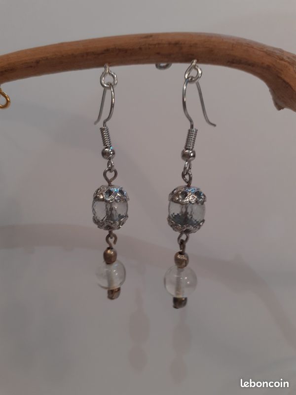 Boucles d’oreilles faites main et uniques (image 1)