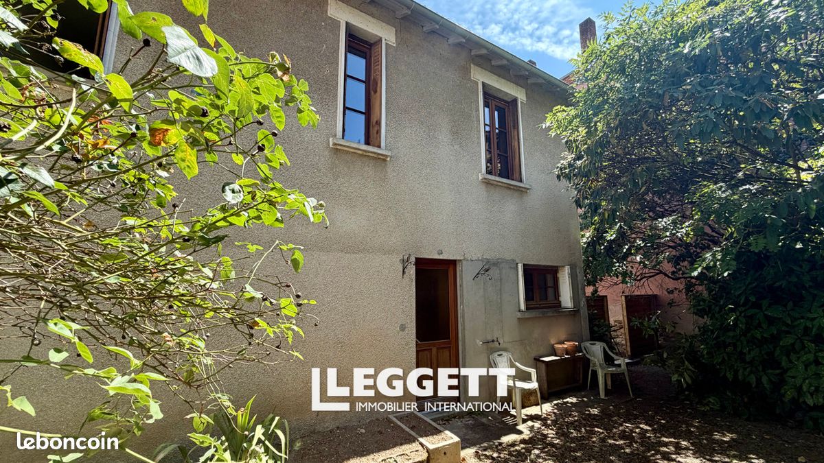 Maison 4 pièces 100 m² · à Rochechouart · 100 m² · 104 500 €