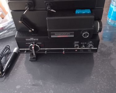 Projecteur Magnon SD-800 – Film Fixe Super 8 – Occasion Fonctionnel