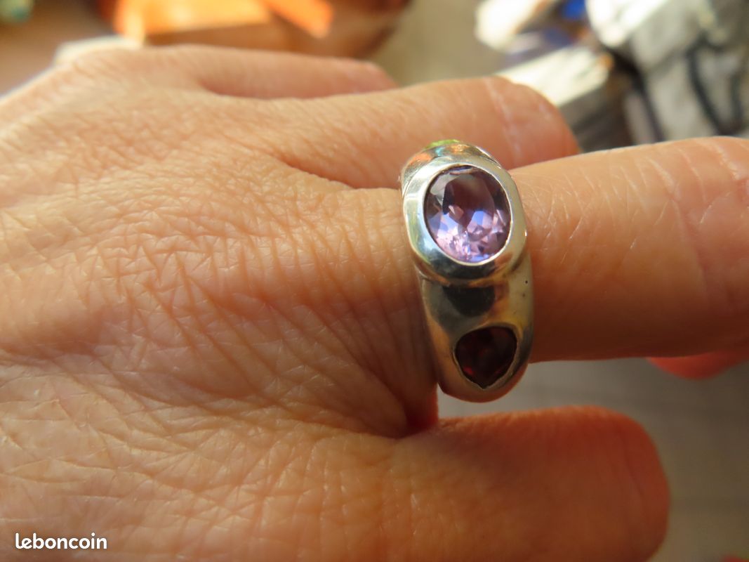 Bague En Argent Avec Grenat Et Améthyste - Taille 54-55 (environ 17,5) - Neuf Sans Boîte